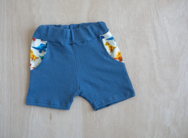 Korte broek in hippe kleuren