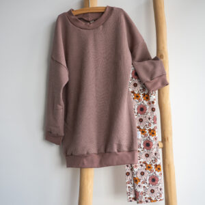 Sweaterdress in hippe kleuren